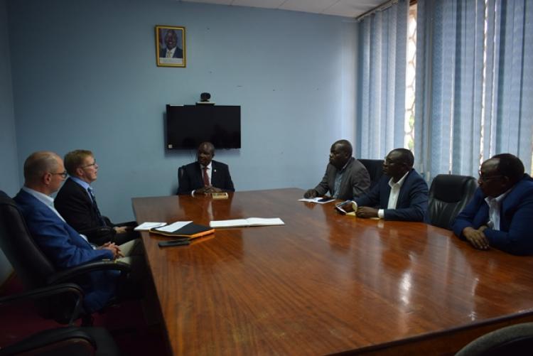 Visit by Prof. Paul Lunn from University of Liverpool in Faculty of Vet. Medicine